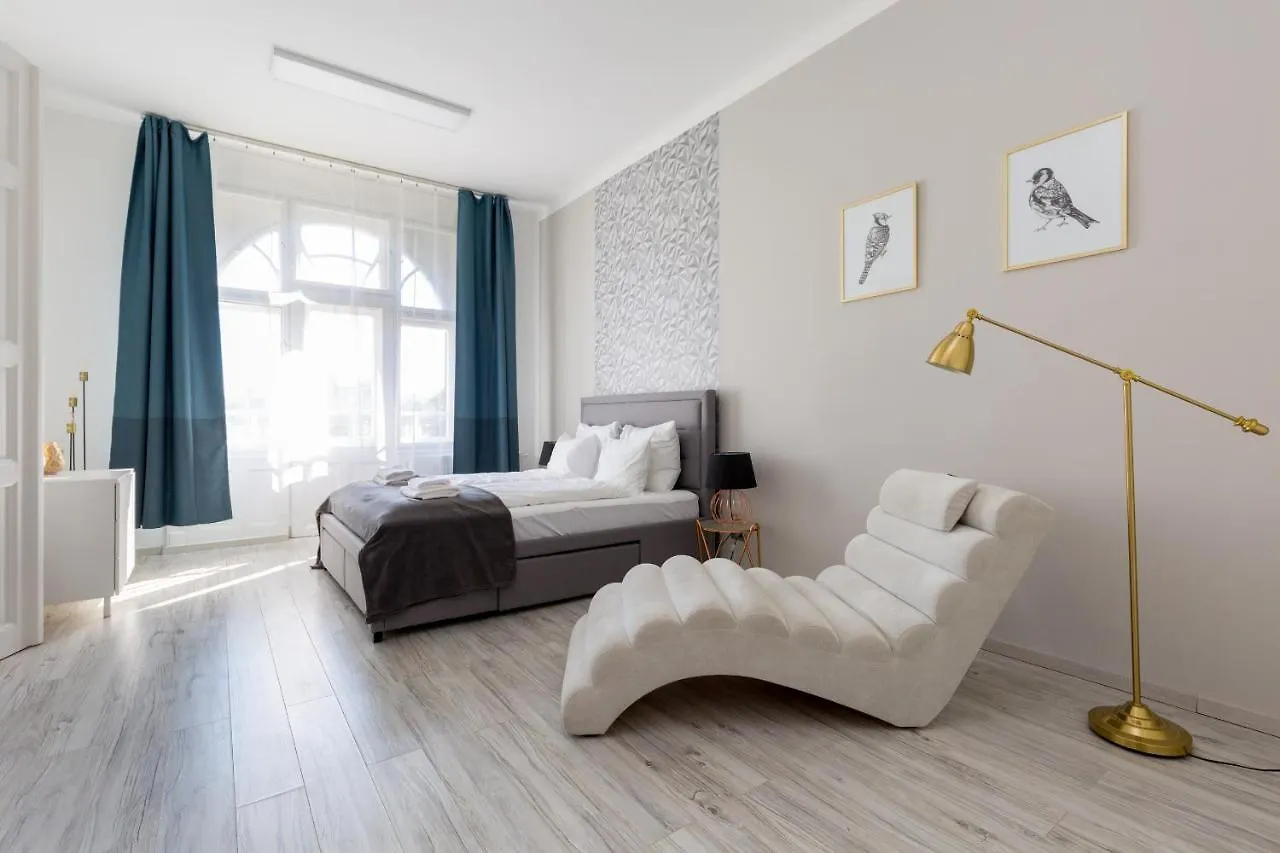 Designer Apartment On The Budapest Broadway W 2Br, Ac And Panorama Balcony
